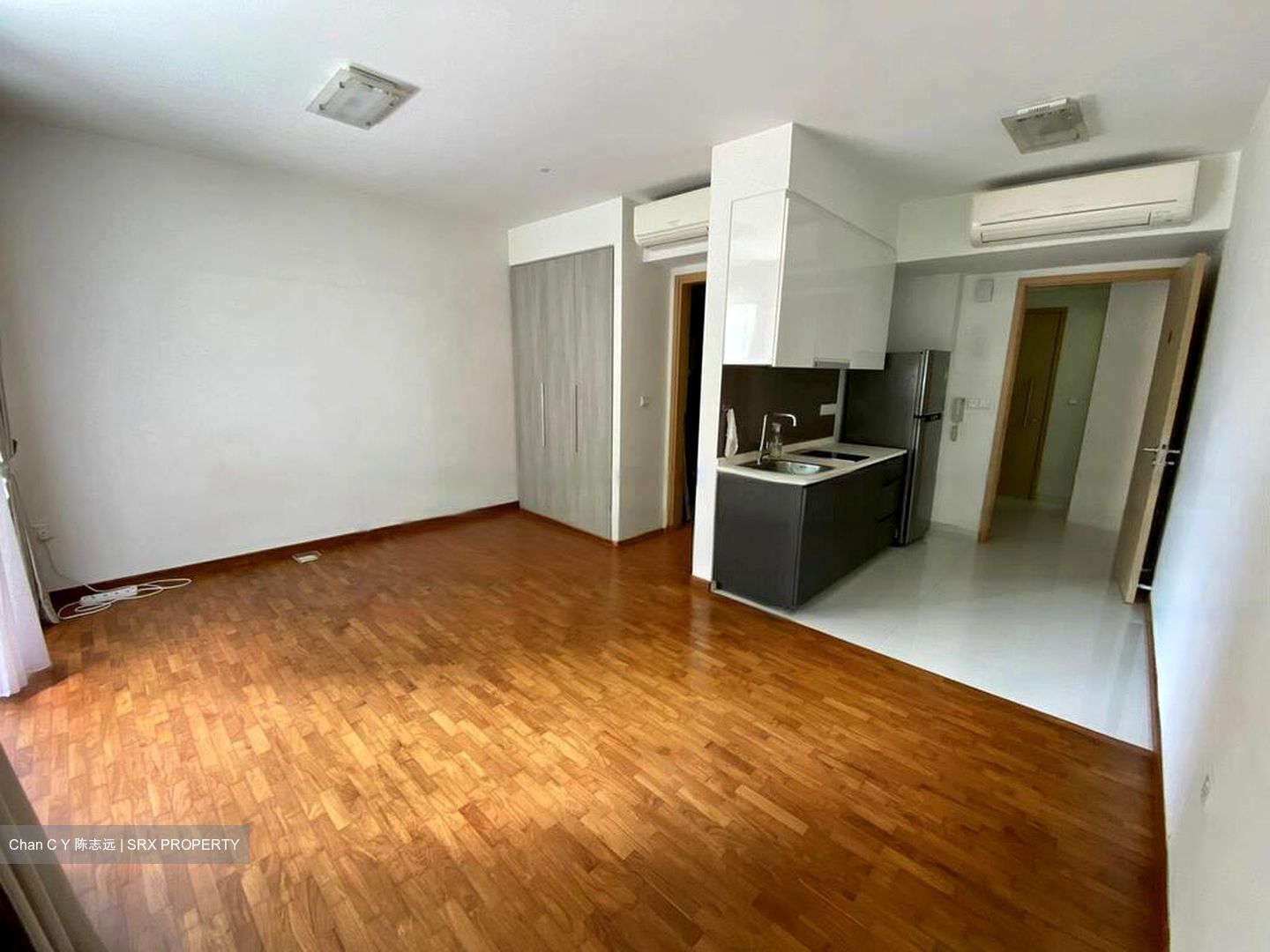 Esparina Residences (D19), Condominium #458790201